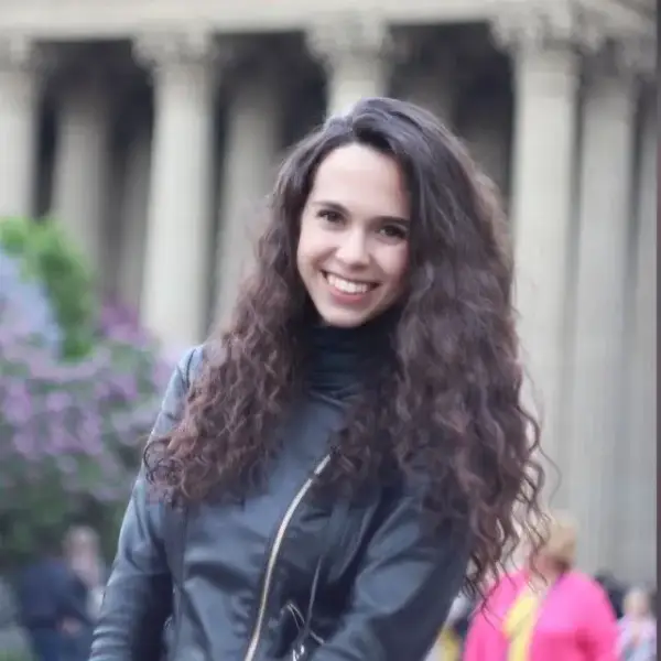 Юлия Гурова