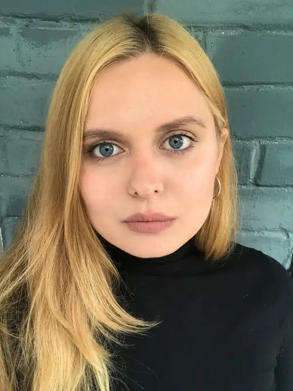 Александра Есина