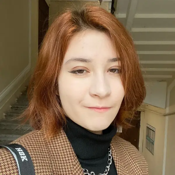 Элина Мазурова