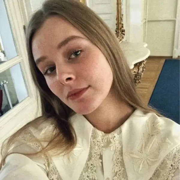 Арина Николаевна Лобанова