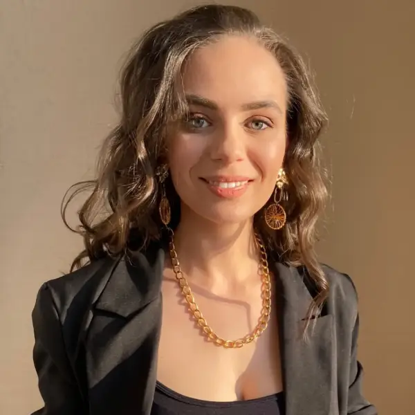 Юлия Титова