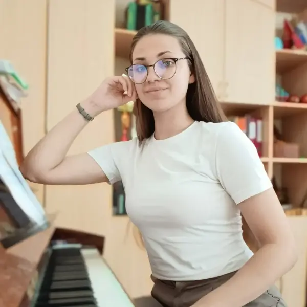 Виктория Плотникова