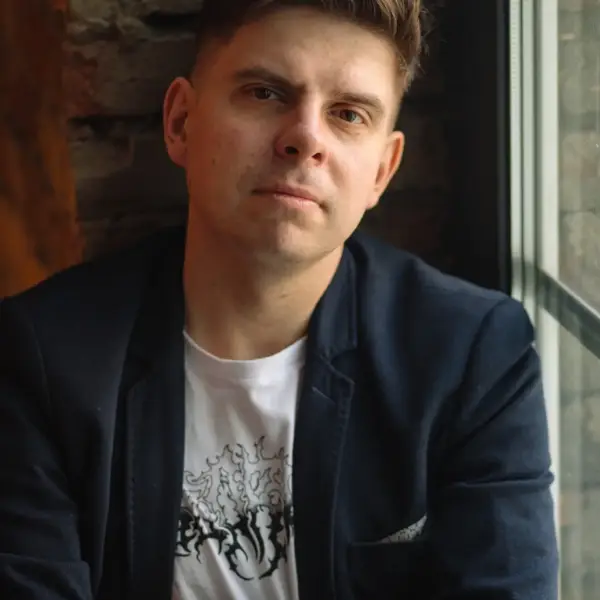 Александр Бондарев