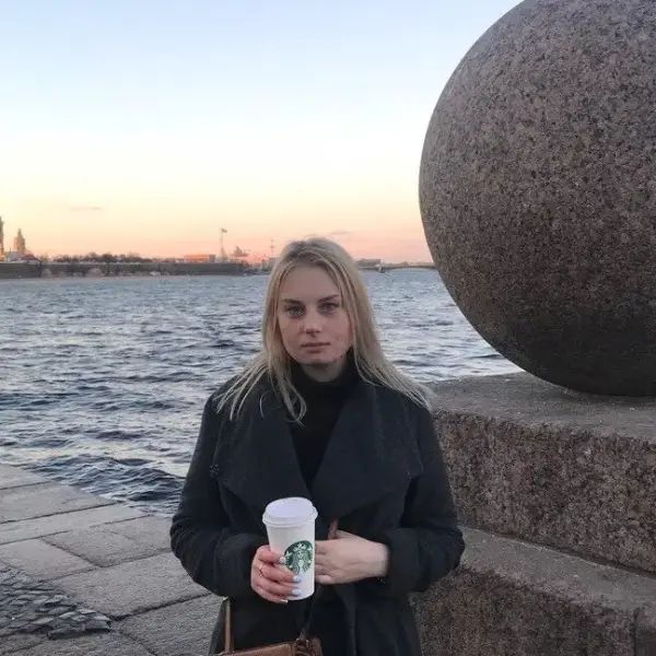 Анна Емельянова