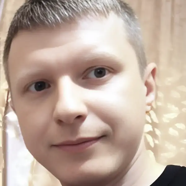 Максим Волков