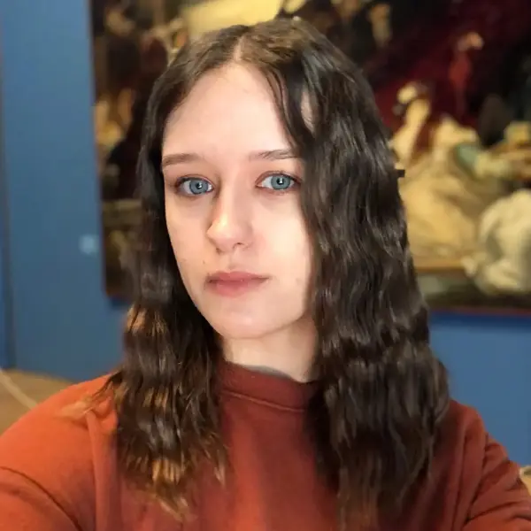 Ася Шишлянникова