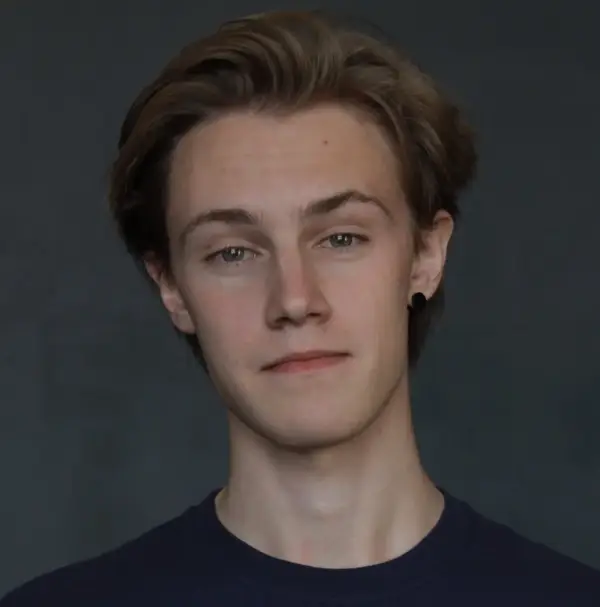 Дмитрий Сизов