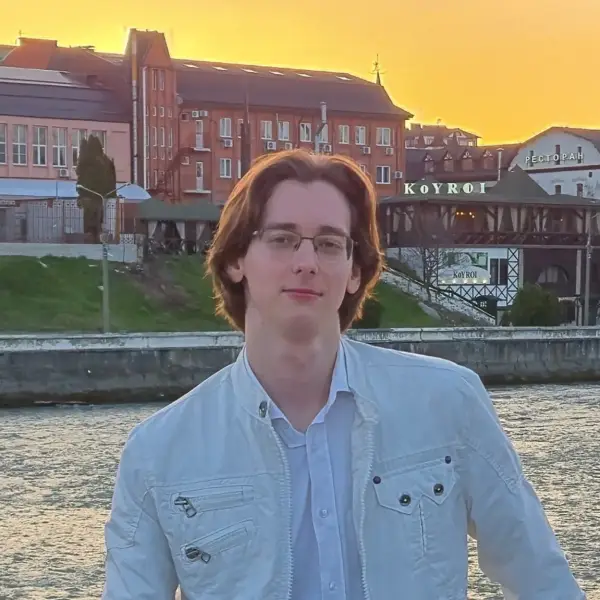 Александр Зенков