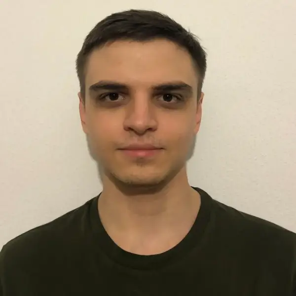 Денис Архипов