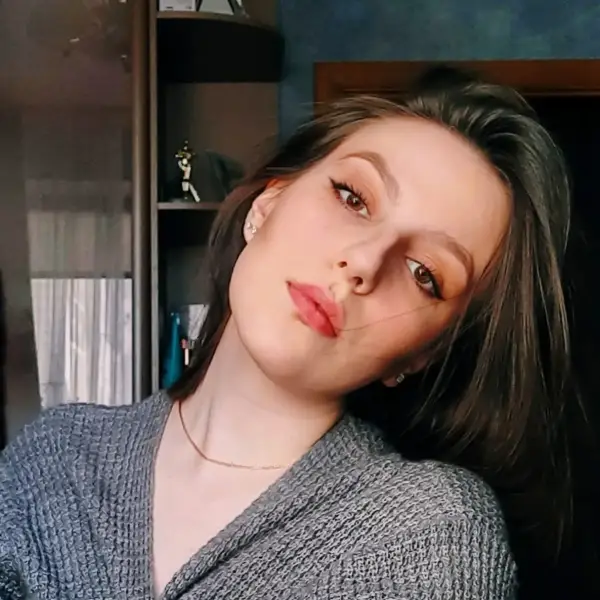Анастасия Ушакова