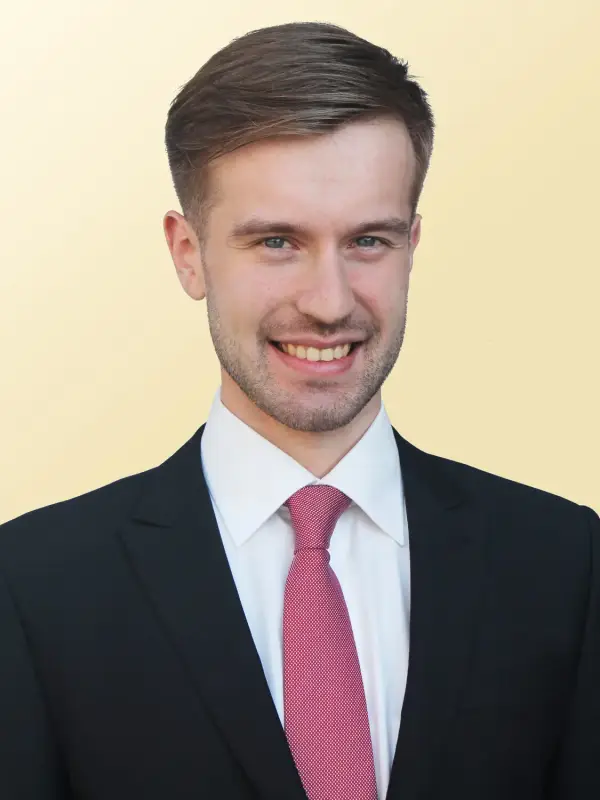 Максим Измайлов