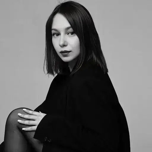 Алена Котова