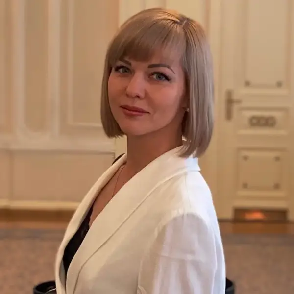 Надежда Салова