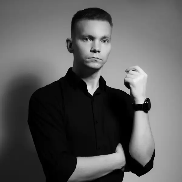 Илья Гунбин