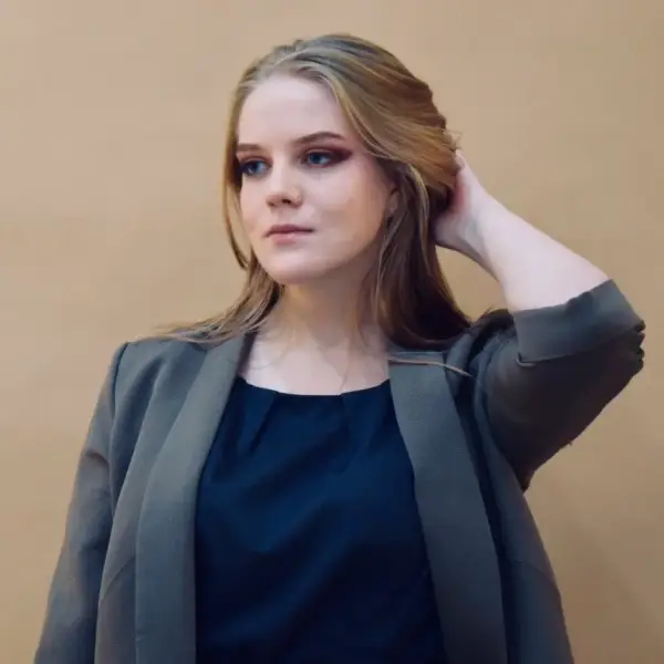 Алина Журавлева