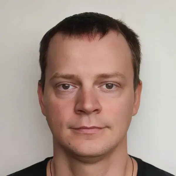Михаил Новиков