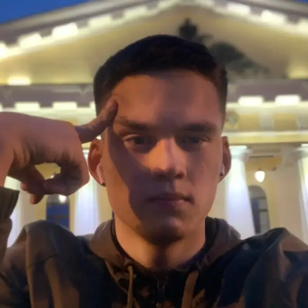 Данис Муллабаев