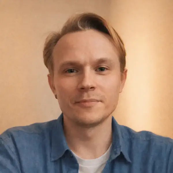 Денис Кораблев