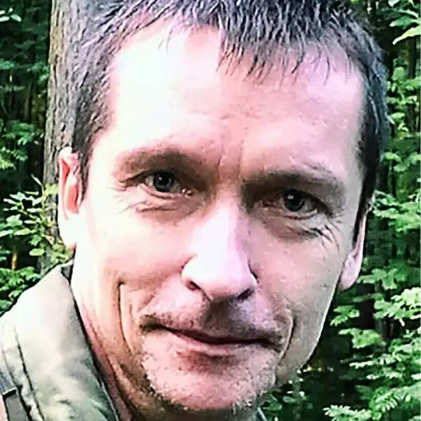 Александр Иванов