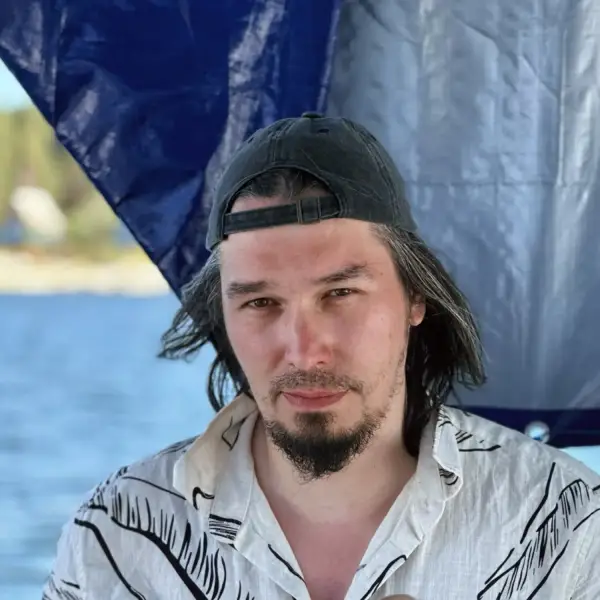 Илья Стеньков