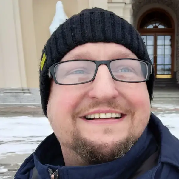 Антон Р.