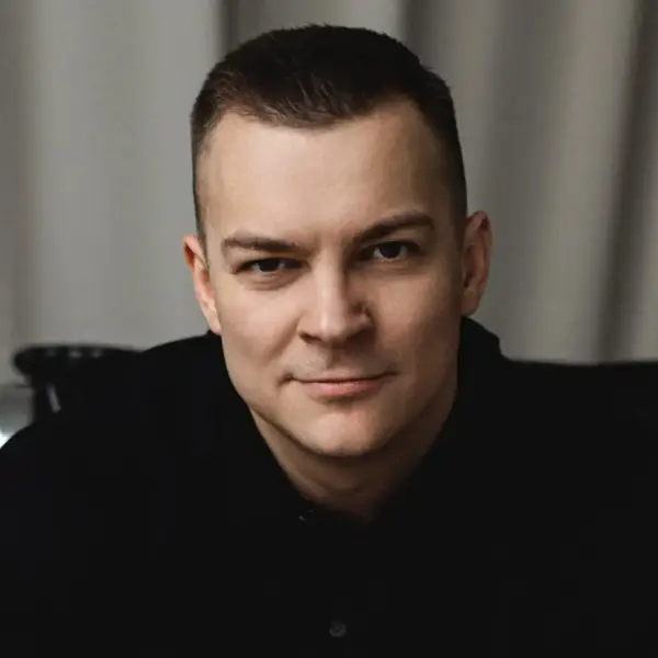 Максим Варнавский