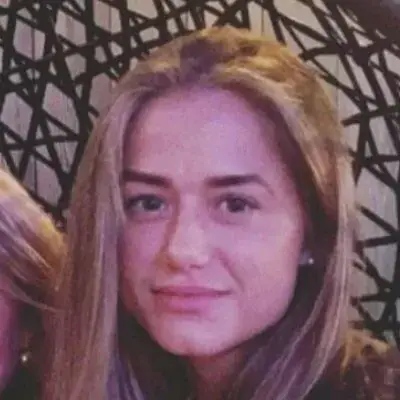 Юля Базова