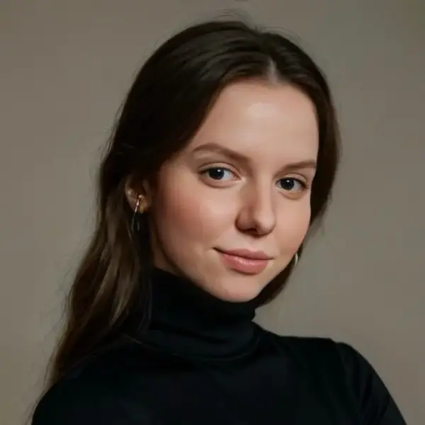 Алёна Шахназарова