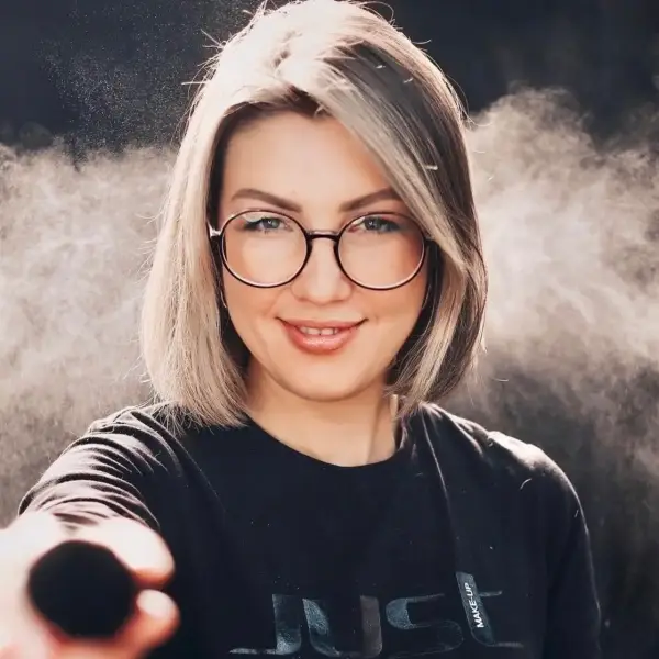 Анна Старцева