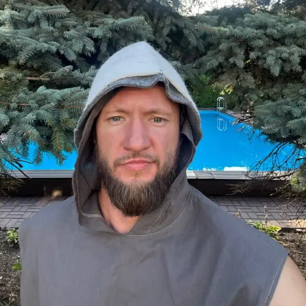 Павел Иванов