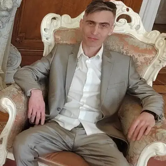 Эдуард Альбертович С.