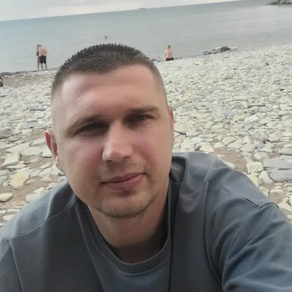 Денис Сачин