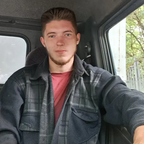 Максим М.