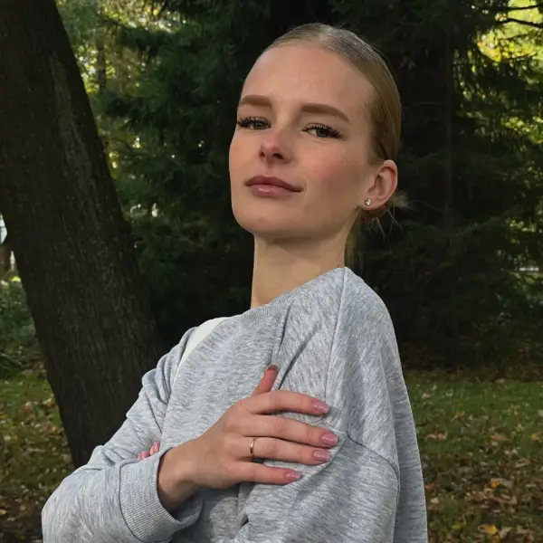 Алина Абрамова