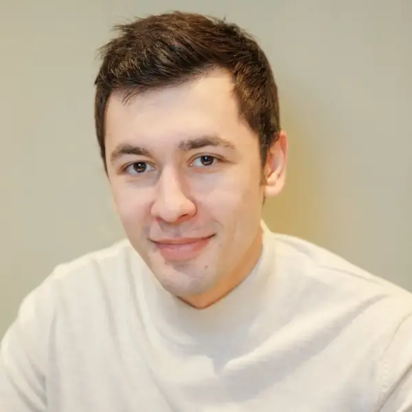 Станислав Чарыев
