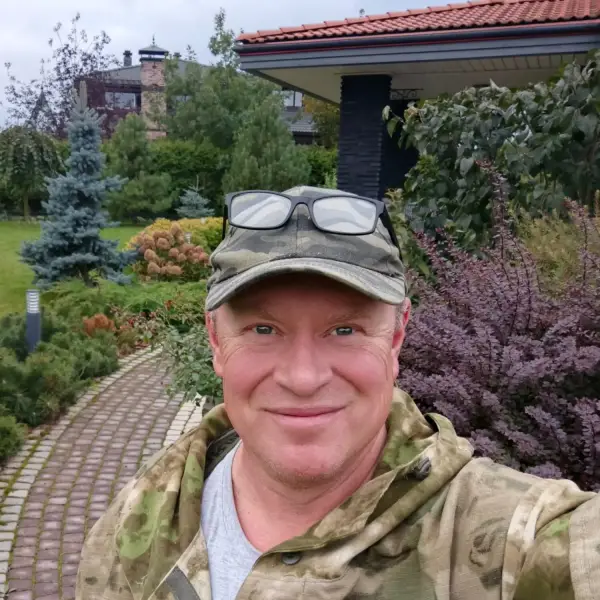 Дмитрий Савченко