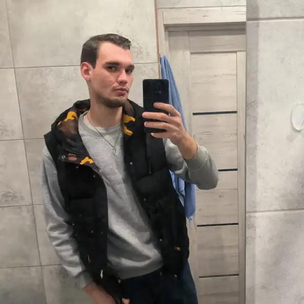 Илья Дегтярев