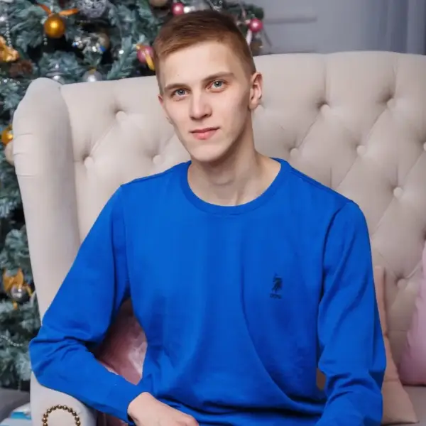 Алексей Романов