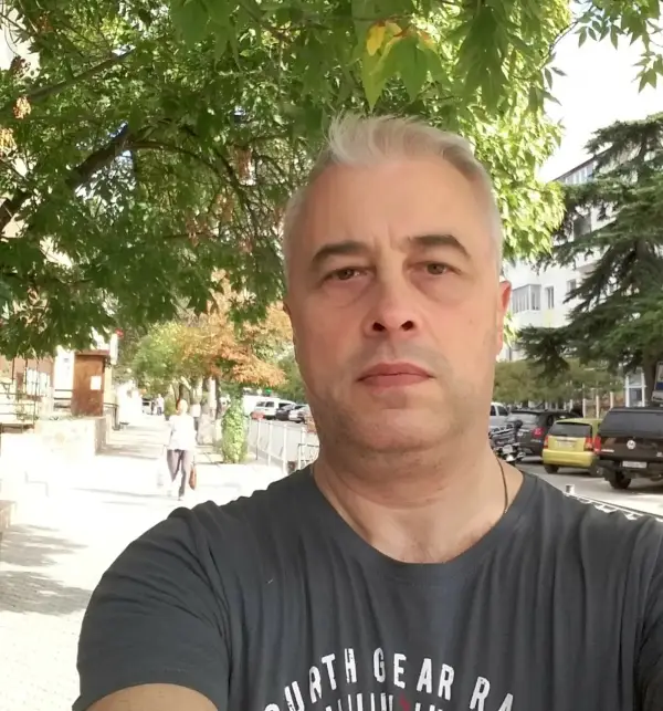 Александр Чернов