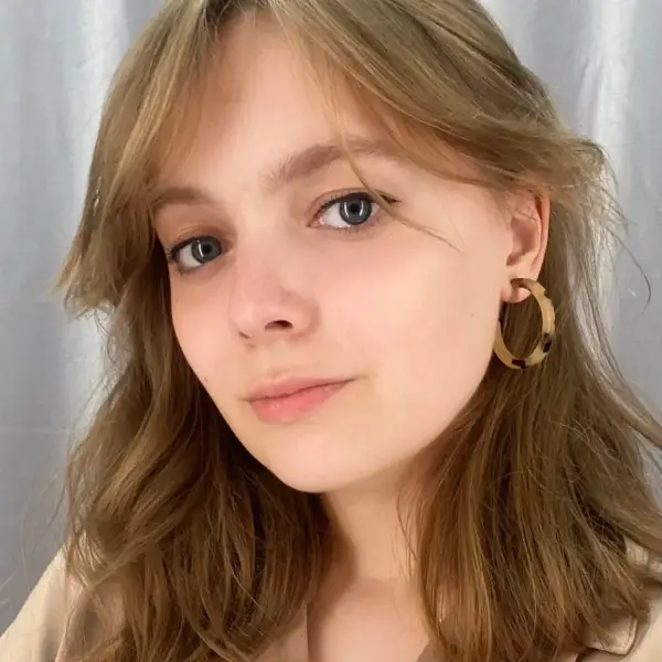 Олеся Волкова