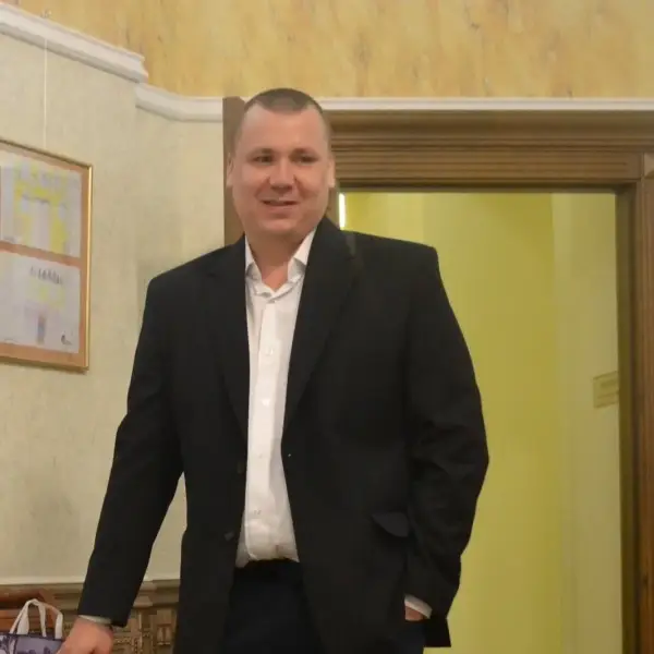 Максим Осетров