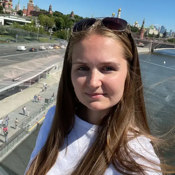 Арина Ж.