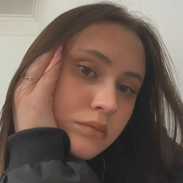 Арина Шаранова