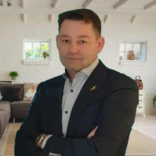 Денис Капочкин