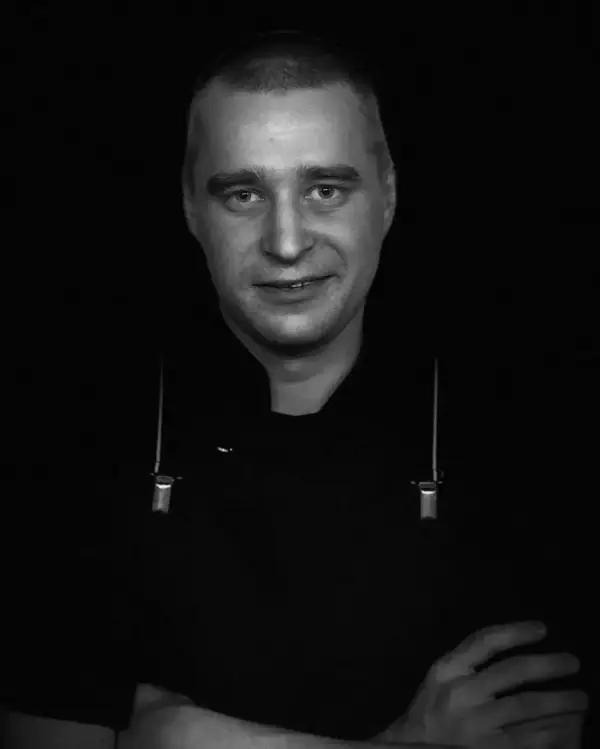 Иван Мельников