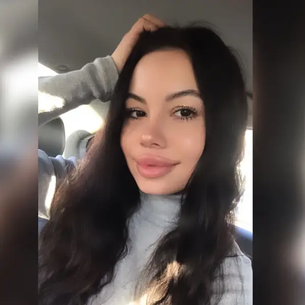 Алина Садикова