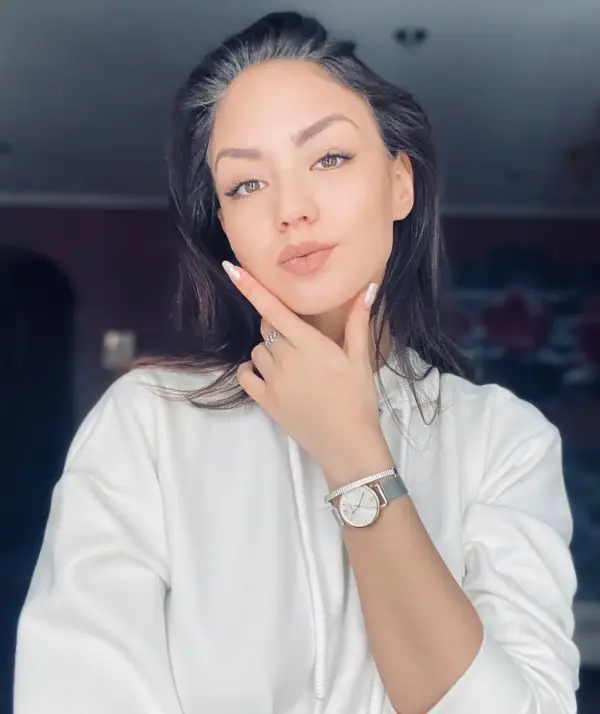 Элина Асмандиярова