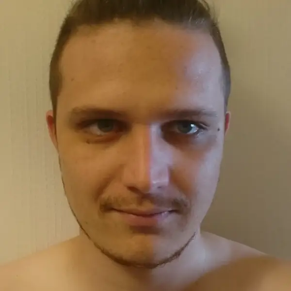 Денис Лещев