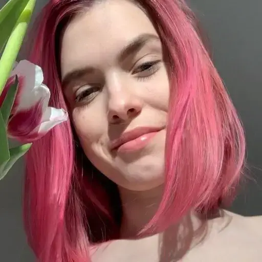 Лена Никулина