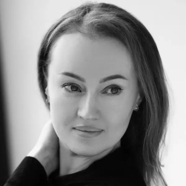 Елена Сизова